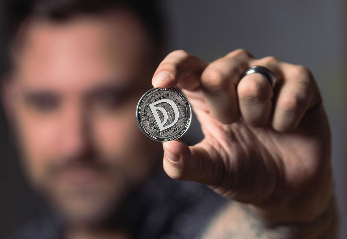 D Coin
